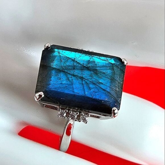 Natural Labradorite & CZ 925 Sterling Silver Ring - Picture 12 of 14